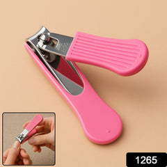 Steel nail cutter with sharp blades