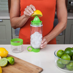 Top view showing lid and juice infuser