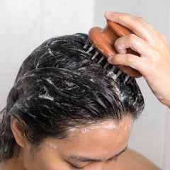 Scalp brush cleaning details