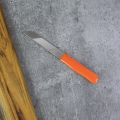 Sharp plain edge stainless steel utility knife for precise cutting