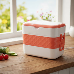 Compact Lunch Box with Power Connection