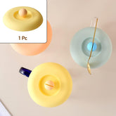Silicone cup lid providing airtight dust proof seal