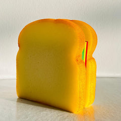 Side view of sandwich-shaped memo notes