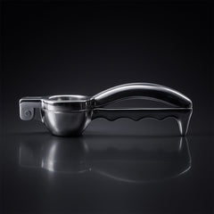 Multipurpose citrus juicer kitchen tool