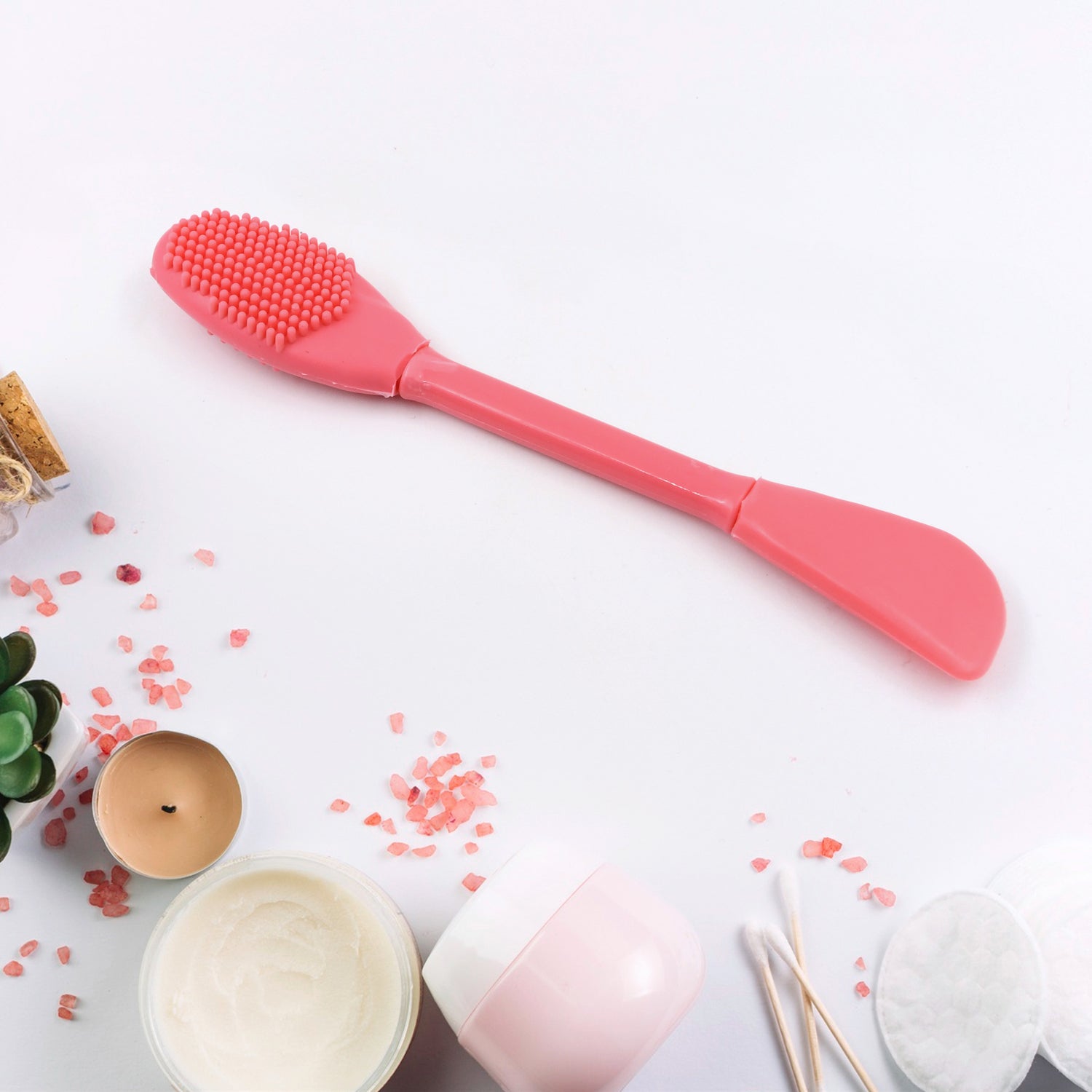 2-in-1 Silicone Mask Brush with dual ends for cleansing and mask application