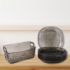 Opulent tray set with lightweight plastic plates