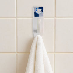 Decorative mix design wall hooks mounted on kitchen wall