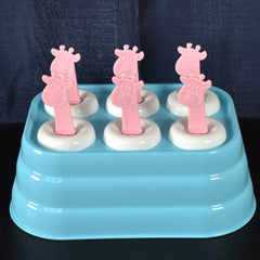 6-cavity giraffe shaped plastic ice cube molds on white background