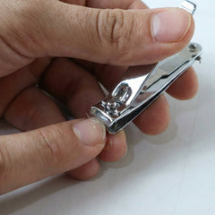 Nail trimmer showing precise edges