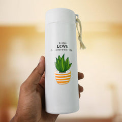 Thermal shock resistant glass bottle for hot and cold drinks