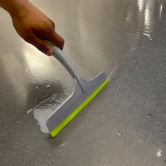 360-degree view of plastic kitchen wiper