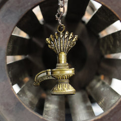 Metal Keychain with Serpent Design