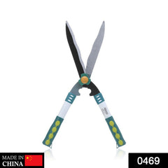 Heavy-duty big garden scissors for pruning