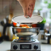 Stainless steel mesh splatter guard for frying pans