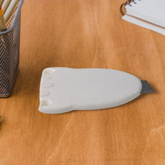 Pocket-sized cloud-shaped cutter