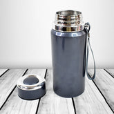 Random design stainless steel water bottle front view