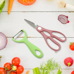 Corrugated kitchen knives displayed in a knife block