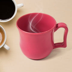 Lightweight reusable plastic mug for coffee and tea