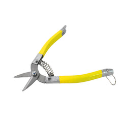 Ergonomic comfortable grip of the small garden snip