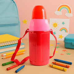 Close up of leakproof lid and straw on insulated sports water bottle