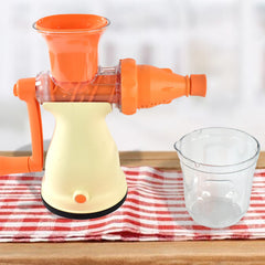 Apex Heavy-Duty Manual Carrot and Fruit Juicer with Glass