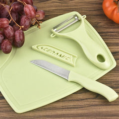 3-piece kitchen set with green plastic peeler and stainless steel knives