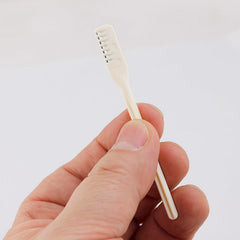 SmoothTrim Nose Razor with safety guard