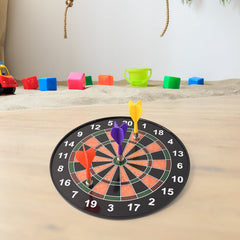 Magnetic dartboard displaying its dimensions & features