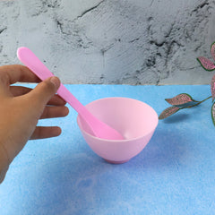 Facial mask mixing bowl set showing bowl