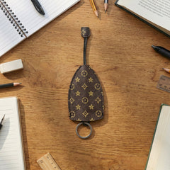 Travel-friendly key organizer with patterned design
