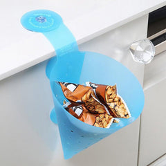 Sink basket mounted with suction cup in corner
