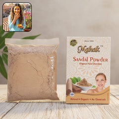 Natural sandalwood powder in bowl