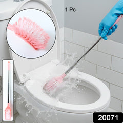Close-up of brush bristles on DeoDap toilet cleaning brush