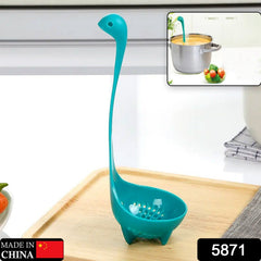 Close-up of silicone soup spoon head