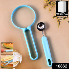 Multi-function melon baller and fruit cutter set