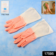 Pair of small size waterproof cleaning gloves