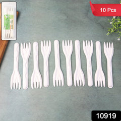 Bagasse compostable forks in a pack