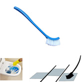 Toilet cleaning brush with flexible bristles
