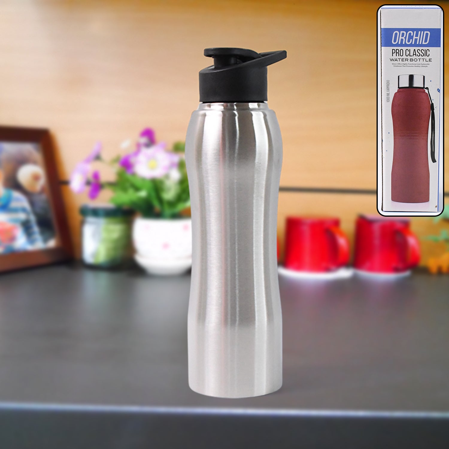 Stainless Steel Vacuum-Insulated Water Bottle front view