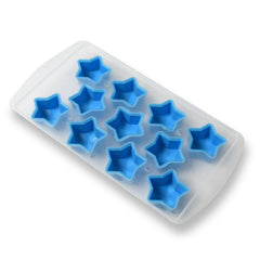 Single star-shaped silicone ice cube mold for drinks and desserts.