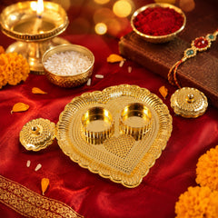 Heart kumkum holder detail
