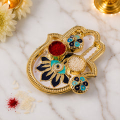 Hand kumkum holder detail