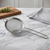 Stainless steel tea strainer with fine mesh sieve & long handle
