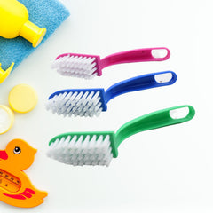 Set of three multi-purpose kitchen cleaning brushes for fish & vegetables.