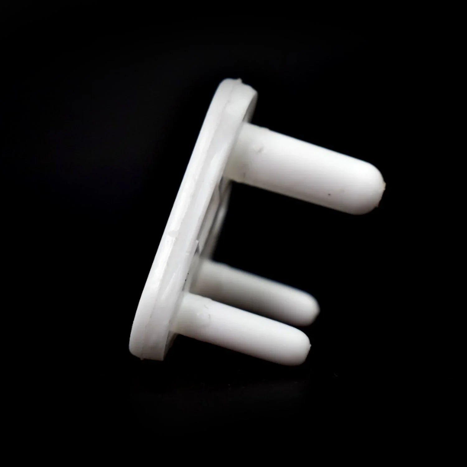 Large baby safety socket cover for electric outlets
