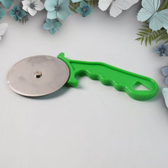 Quickslice pizza cutter actively slicing a hot pizza