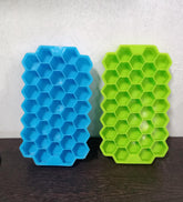 Flexible multicolor silicone ice cube trays set