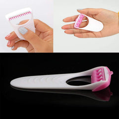 Disposable body razors suitable for travel and on-the-go use