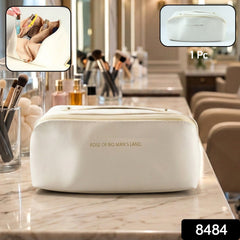 Waterproof cosmetic storage bag with zipper