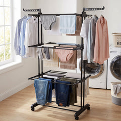 Expandable garment rack clothes hanging